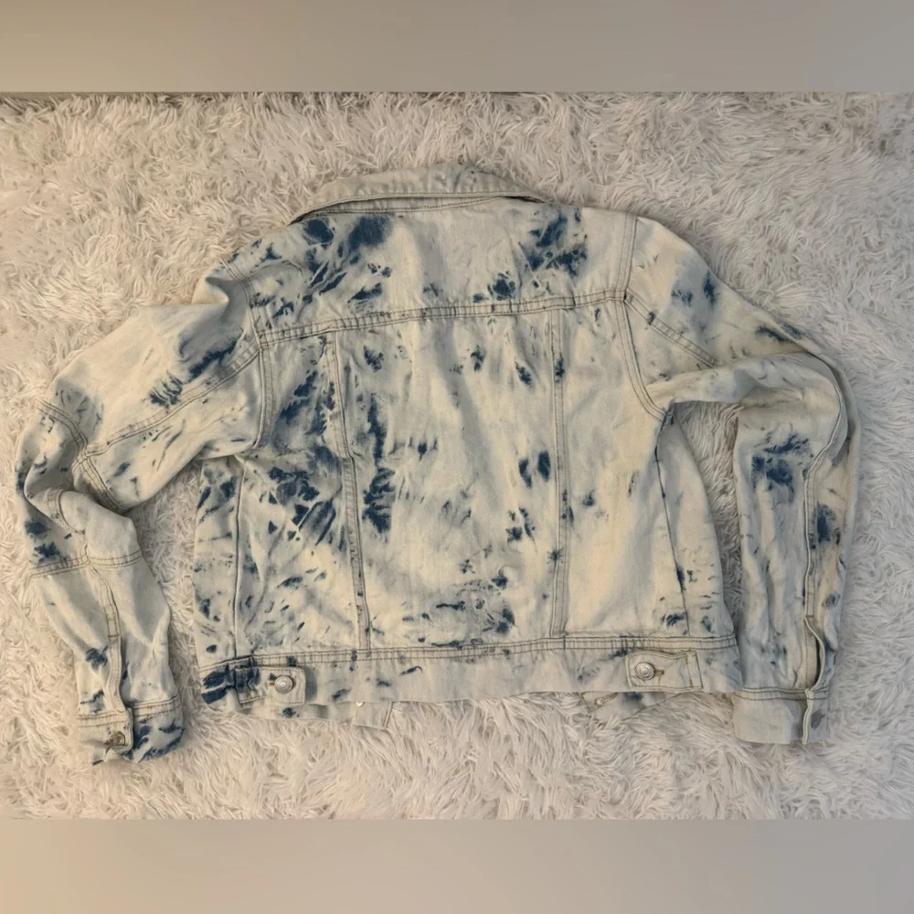Free People Rumors Jones Tie Dye Blue Denim Jean Jacket Size XS EXTRA SMALL - Picture 2 of 10
